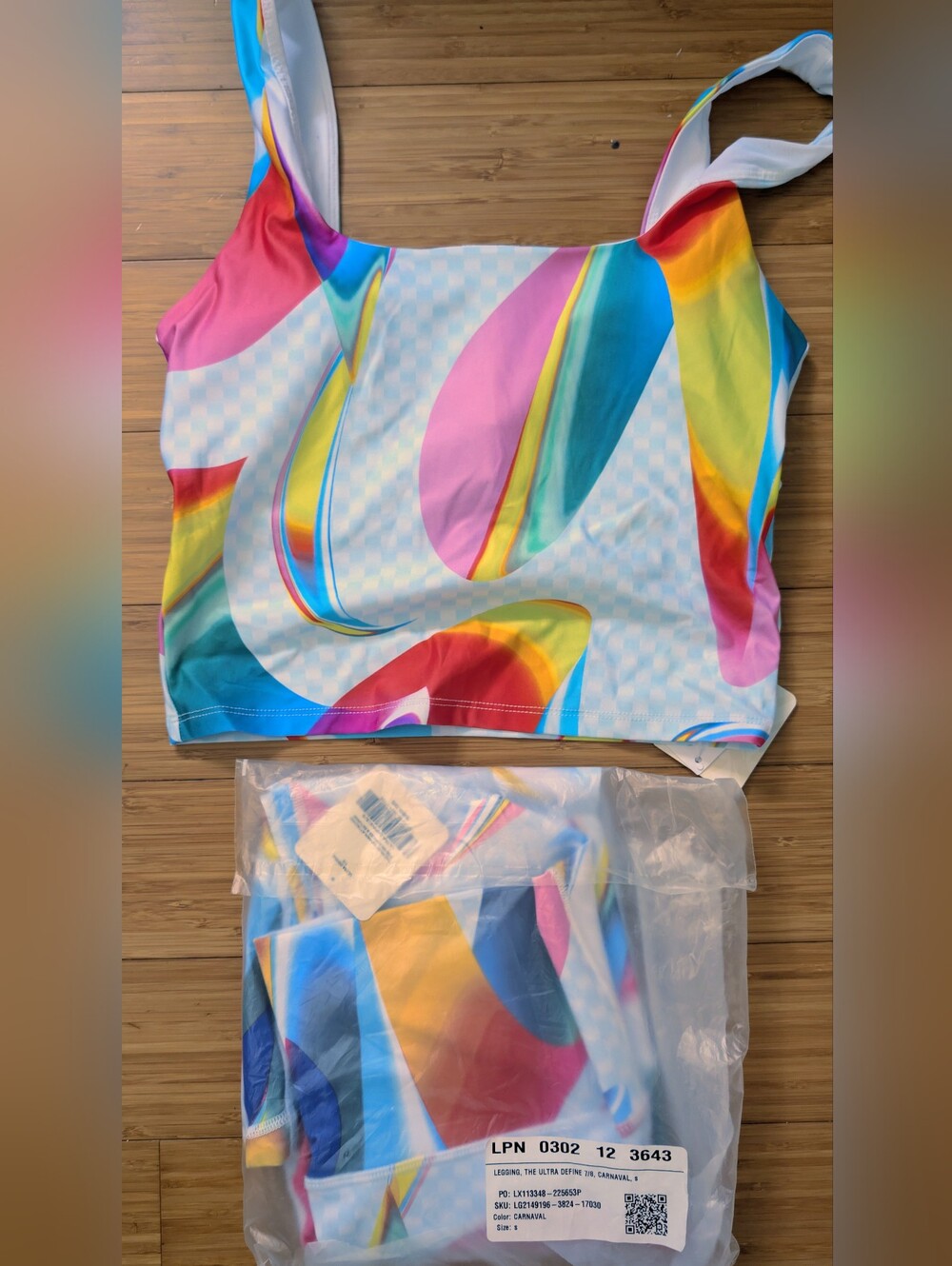Colorful Rainbow Bra AND Leggings set 🌈 - Fabletics Pride Design - Small NWT